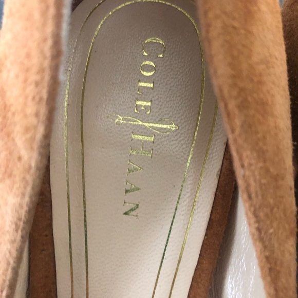 Cole Haan Chelsea Suede Womens Size 6B Pumps Heels Shoes CAMELLO 4” Chunky Heel - Picture 4 of 11